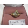 Image 3 : LADIES 10KT RING W/SMALL DIAMONDS - 2.4G - SZ 6 1/2