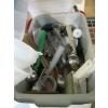 Image 2 : BIN OF MISC. MEASURING CUPS, ICE CREAM SCOOPS, CAKE TOOLS, ETC.