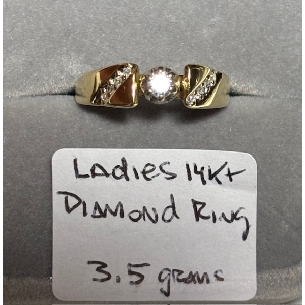 LADIES 14KT DIAMOND RING 3.5G, SZ 6 1/4