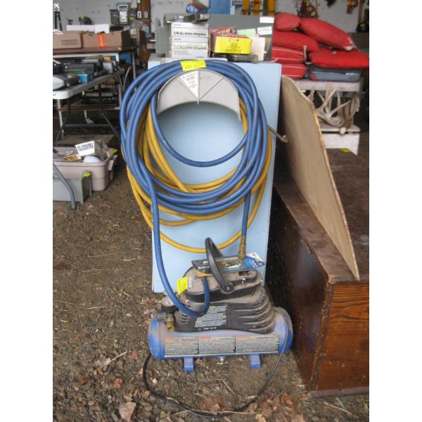 SM. SHOPMASTER COMPRESSOR W/2 AIRLINES & ACCESS.