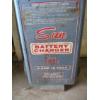 Image 3 : AS-IS' VINTAGE SUN BATTERY CHARGER