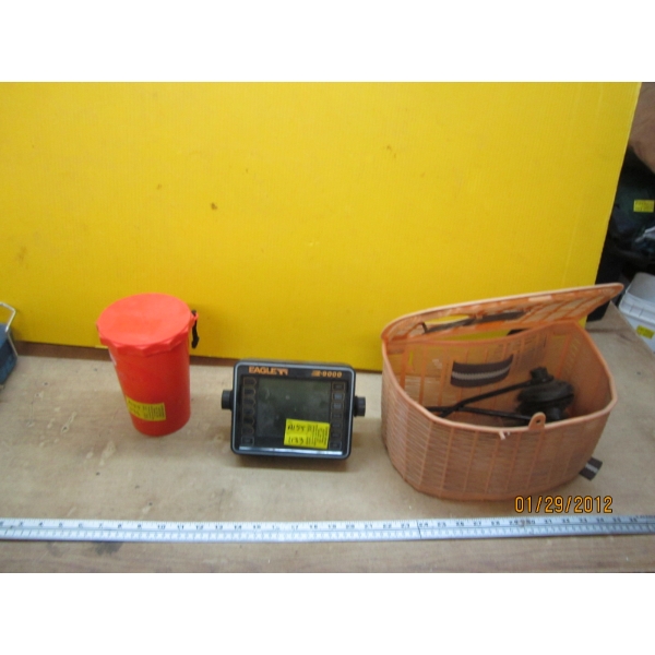 EAGLE 9000 FISH FINDER BOATING KIT & FISHING CREEL