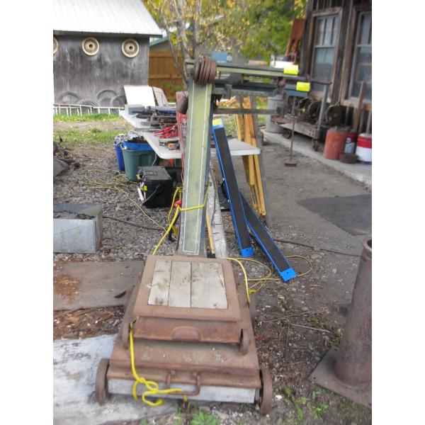 SMALLER PLATFORM SCALE ON TOP