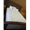 Image 1 : WOOD QUEEN SIZE BEDFRAME