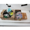 Image 4 : 2 BOXES OF CHAIN, TRAILER ITEMS, ETC.