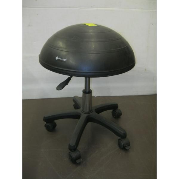 ROLLING BALL SEAT