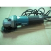 Image 2 : MAKITA ANGLE GRINDER, ASST. CUTTING DISCS, ETC.