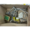 Image 2 : SLOT CAR RACETRACK W/CARS, TRANSFORMER