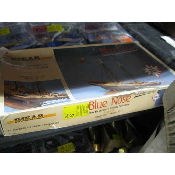 BLUENOSE PRECUT WOODEN SAILING SHIP MODEL