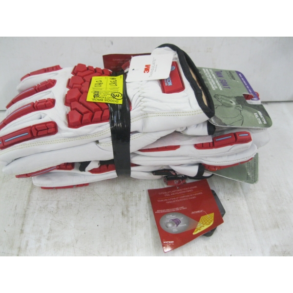 3 PAIR OF 2XL GLOVES