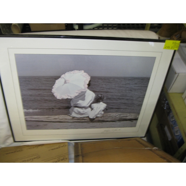 FRAMED PRINT MOTHER & DAUGHTER BY SEASHORE