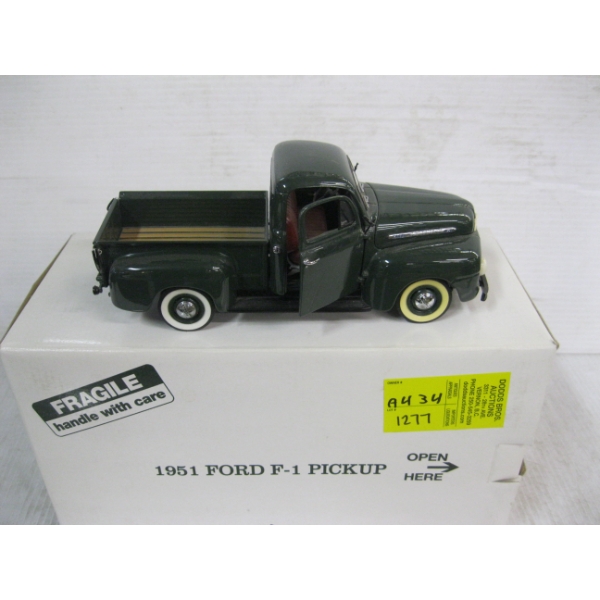 1951 FORD F100 DIECAST PICK UP