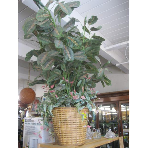 ARTIFICIAL PLANT