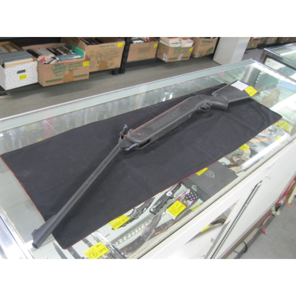 CROSSMAN 795 PELLET RIFLE, BARREL WON'T LOCK, PARTS "AS IS"