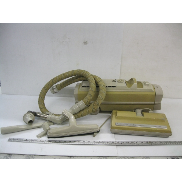 ELECTROLUX VACUUM