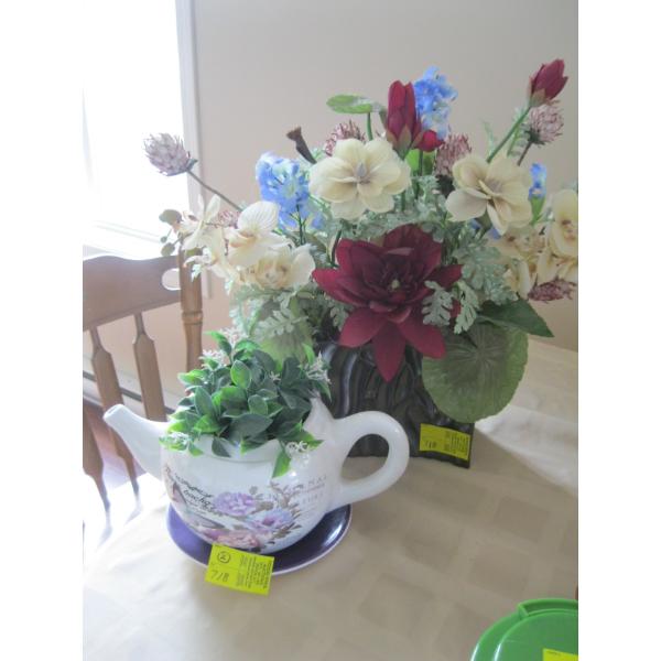 2 PLANTERS W/ARTIFICIAL FLOWERS