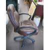 Image 2 : BROWN SWIVEL OFFICE CHAIR