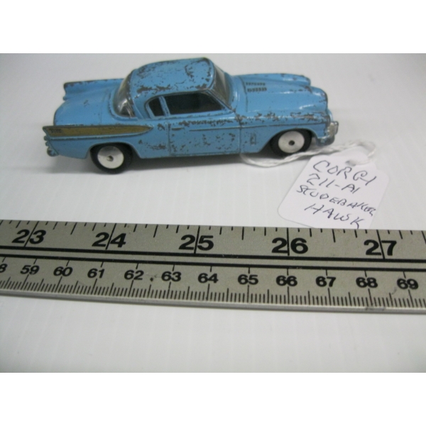 CORGI STUDEBAKER HAWK GOLDEN