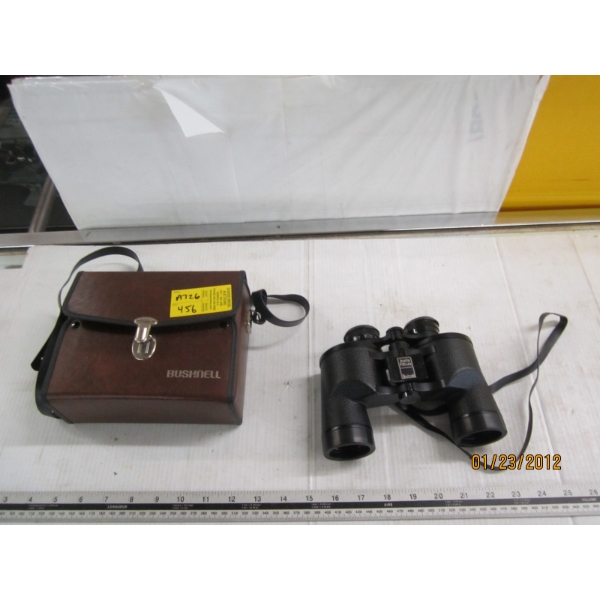 BUSHNELL INSTAFOCUS BINOCULARS IN CASE
