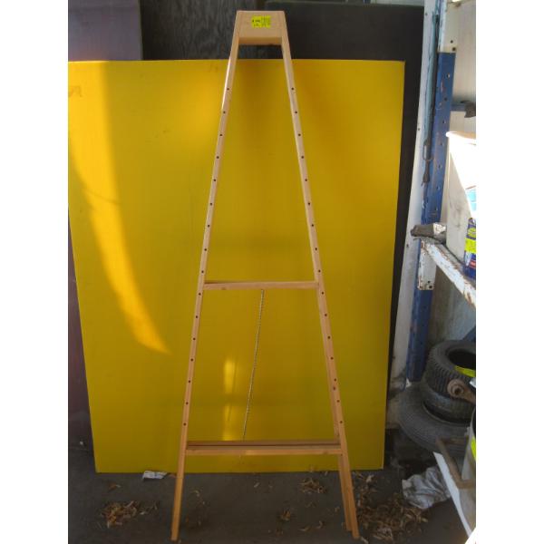 WOODEN EASEL