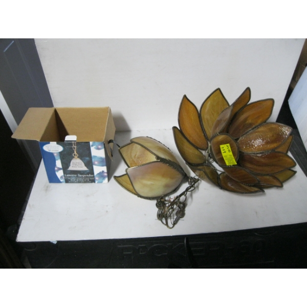 3 HANGING LIGHT FIXTURES