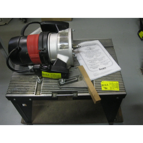 CRAFTSMAN ROUTER TABLE W/ROUTER