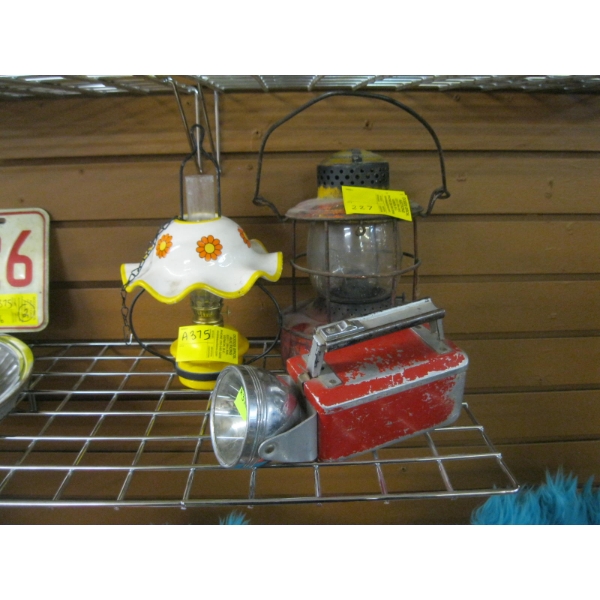 2 OIL LANTERNS & AN ELECTRIC FLASHLIGHT