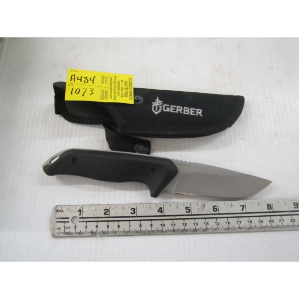 GERBER KNIFE W/SHEATH