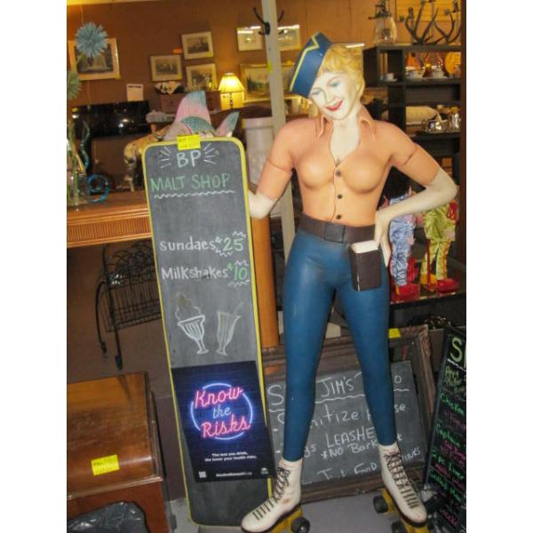 ROLLER SKATING SERVER FIGURINE W/SIGNBOARD