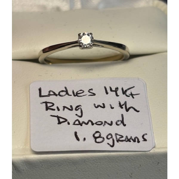 LADIES 14KT RING W/DIAMONDS, 1.8G, SZ 8 1/4