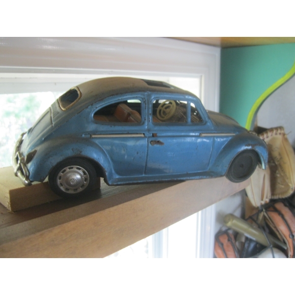 METAL VOLKSWAGEN BUG