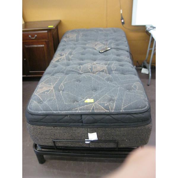 SINGLE LIFT BED W/REMOTE