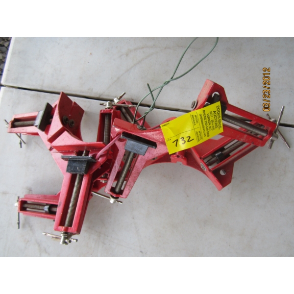 SET OF 5 CORNER CLAMPS