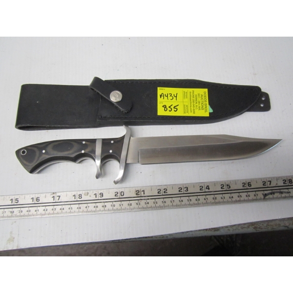 LG. BLACK HANDLED KNIFE W/SHEATH