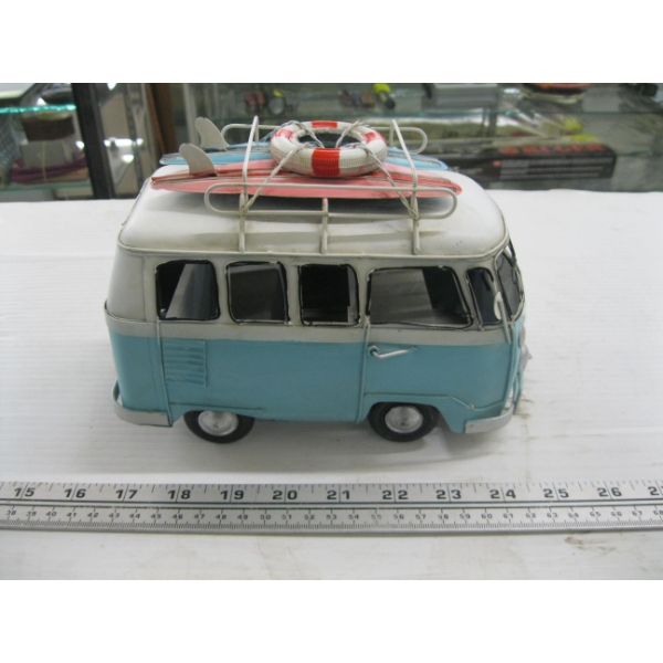 VINTAGE LOOK VW BUS
