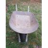 Image 2 : WHEELBARROW