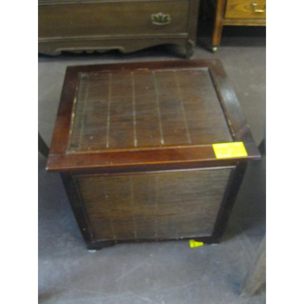 LIFT TOP SM. STORAGE CABINET