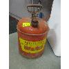 Image 1 : SAFETY FUEL CAN