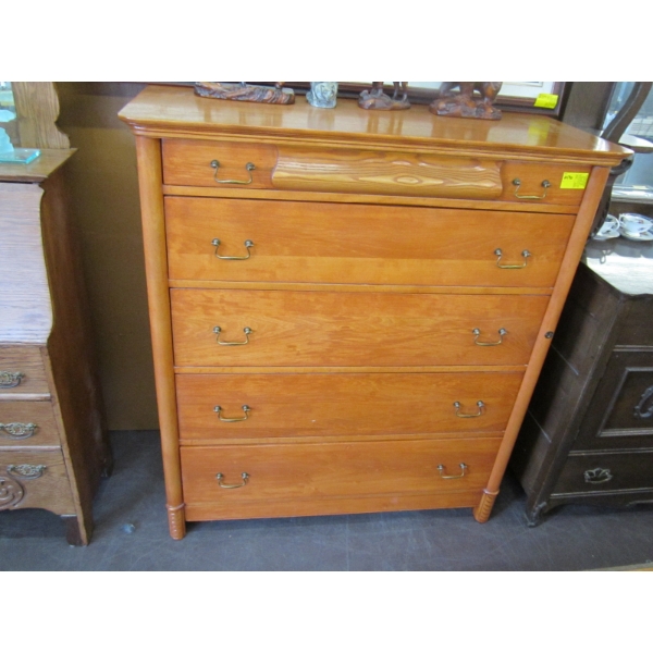 LG. 5 DRAWER CHEST OF DRAWERS W/LOCKING SIDE PANEL - NO KEY