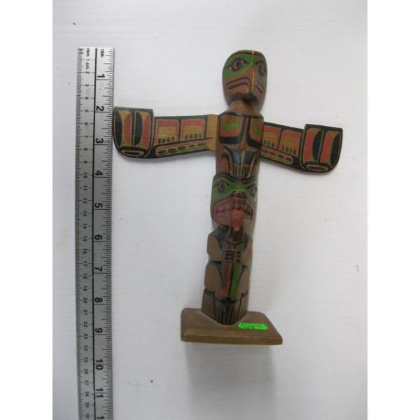 CARVED WOODEN TOTEM POLE, SIGNED W/PENCIL