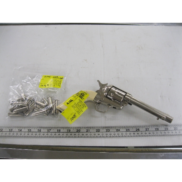 COLT .177 CALIBER PELLET PISTOL W/EXTRA CARTRIDGES