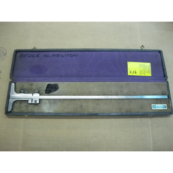 CALIPER TOP IN CASE