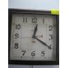 Image 2 : VINTAGE NEW HAVEN WOOD CASED CLOCK
