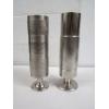 Image 1 : 2 METAL VASES