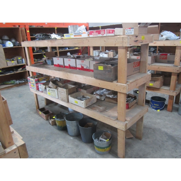 WOODEN 3 TIER SHELF UNIT