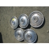 Image 1 : 5 HUBCAPS - 3 BLUE, 2 BLACK