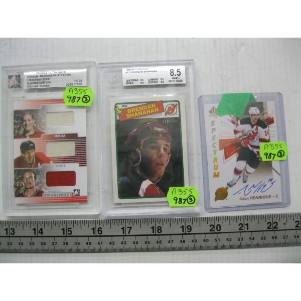 3 COLLECTOR HOCKEY CARDS