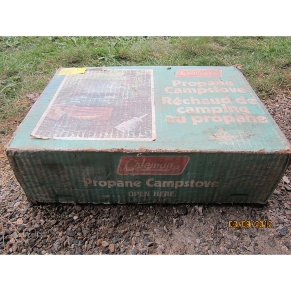 COLEMAN PROPANE CAMP STOVE