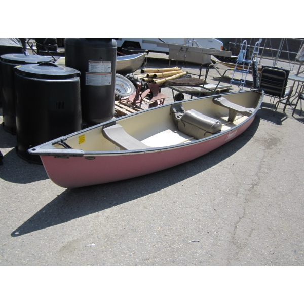 RED COLEMAN 15'7" CANOE