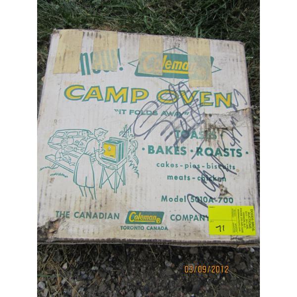 COLEMAN CAMP OVEN